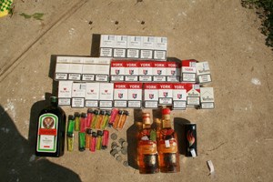 Slika pu_vs/Predmeti i sredstva kd-a/cigarete,piće.jpg